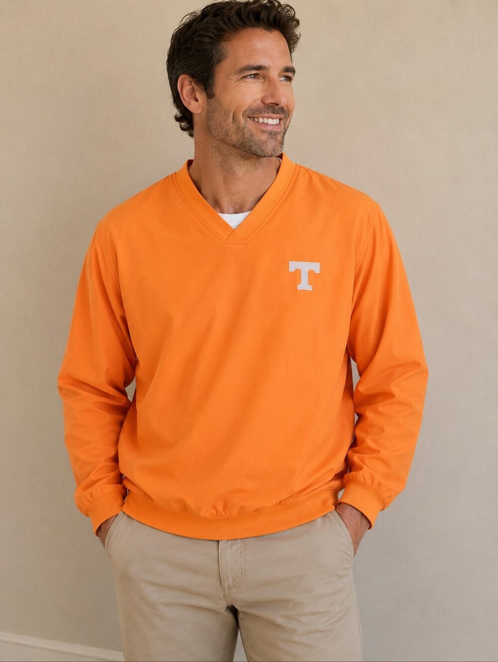 Cutter & Buck Orange Poly Tennessee Volunteers L Sleeve Windbreaker. Mens XL